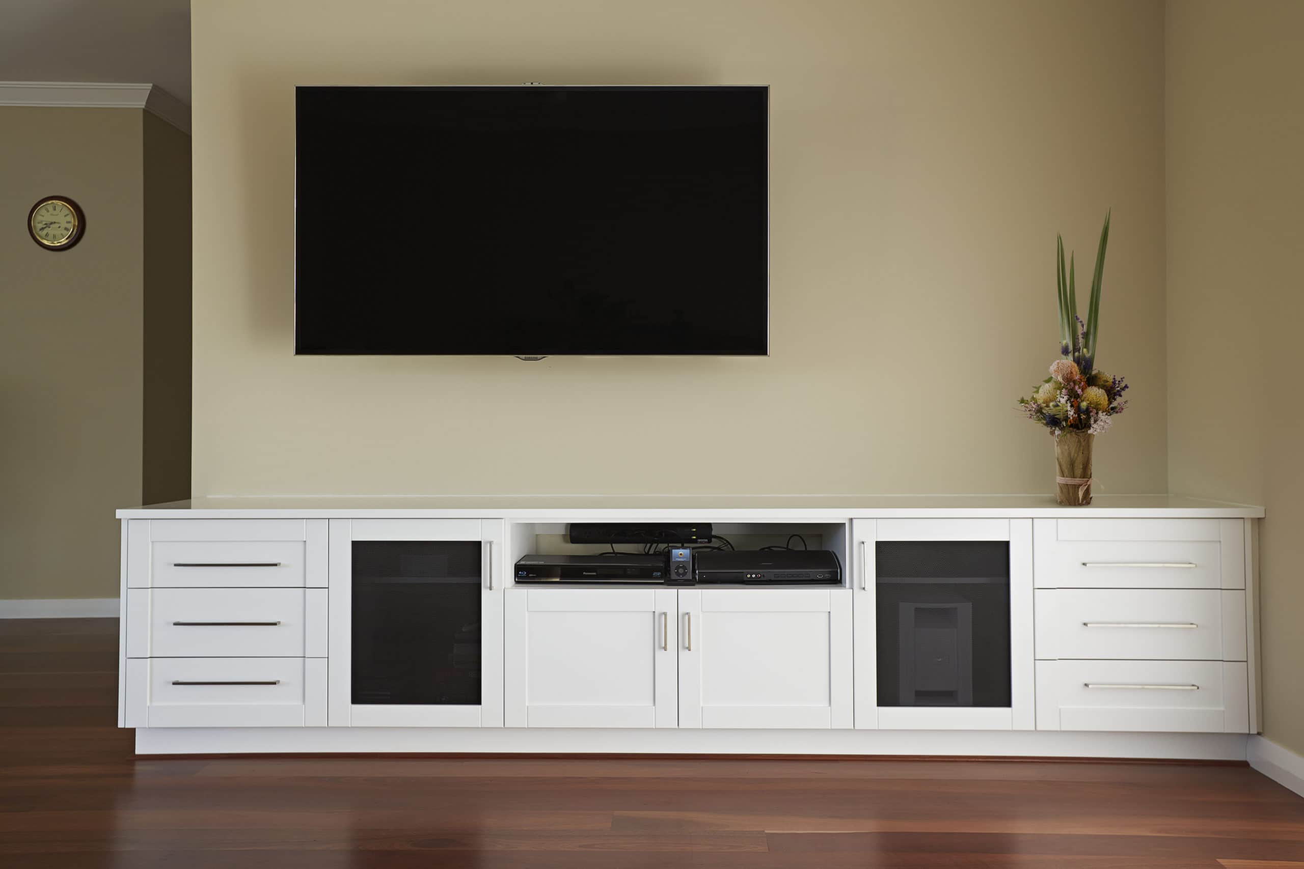 modern living room low cabinets